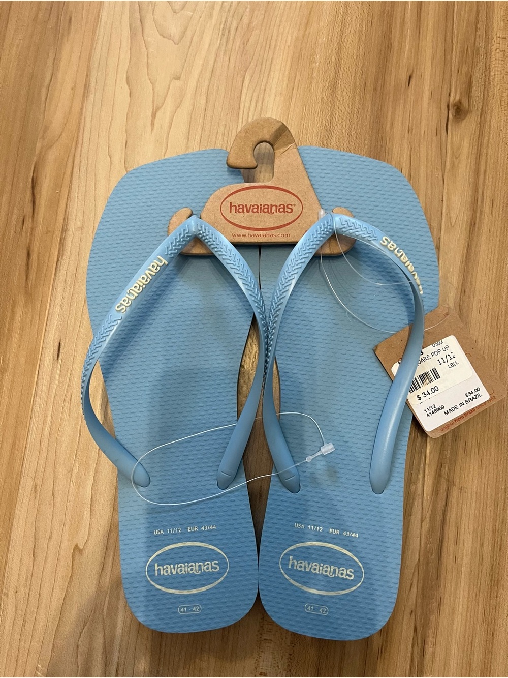 havaianas NWT square toe pop up 11/12